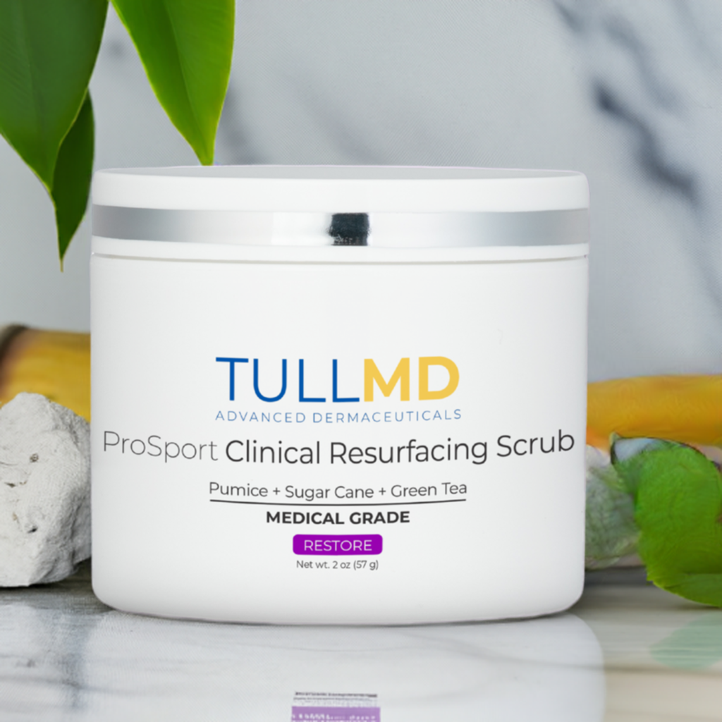 ProSport Clinical Resurfacing Scrub provides a gentle, physical exfoliation to help reveal healthy, younger looking skin.